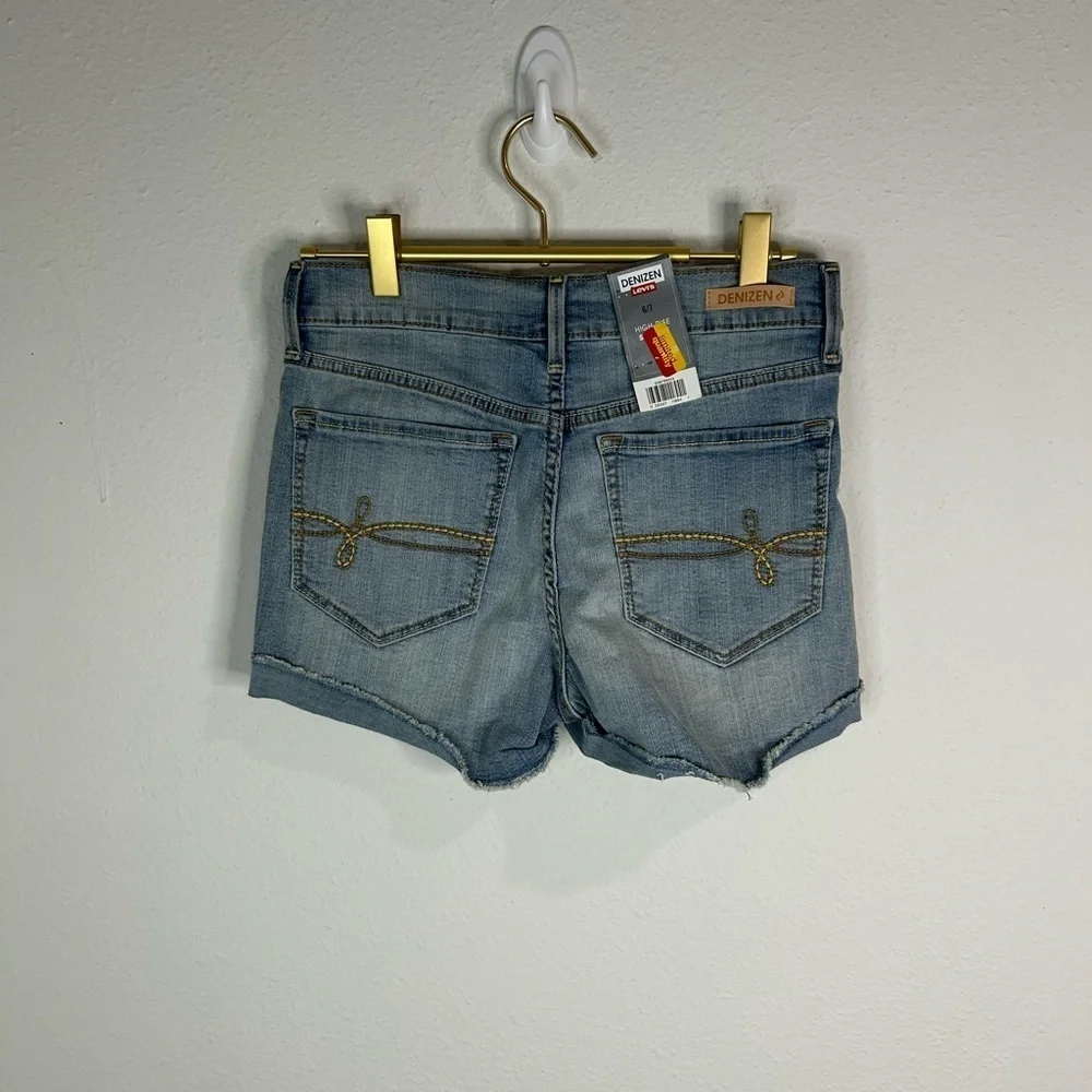 Denizen from Levis description these